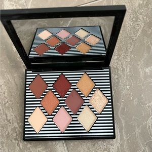 🌟NEW🌟 Bobbi Brown Play Dream Love Palette!